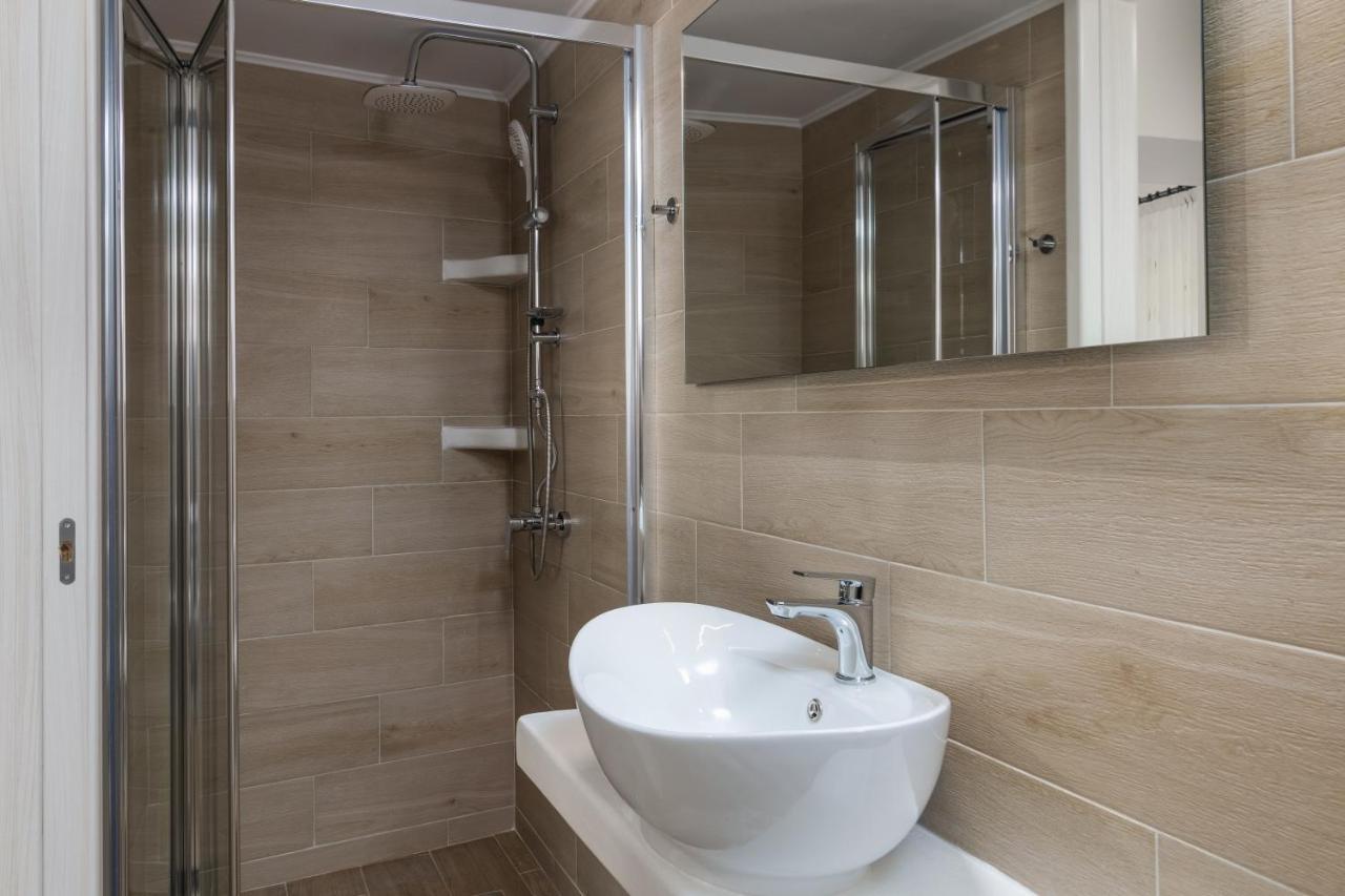 Holiday Home Triovasalos Milos Экстерьер фото